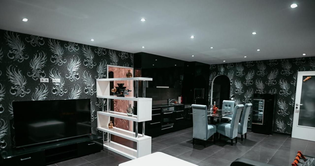 Vip Vienna Shopping Center 5 Appartment Esterno foto